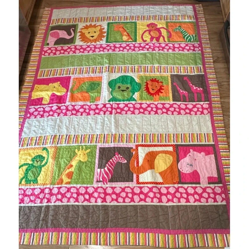Vintage Bright Circo Twin Animal Zoo Print Quilt and Pillowcase Bedding 2 Pieces